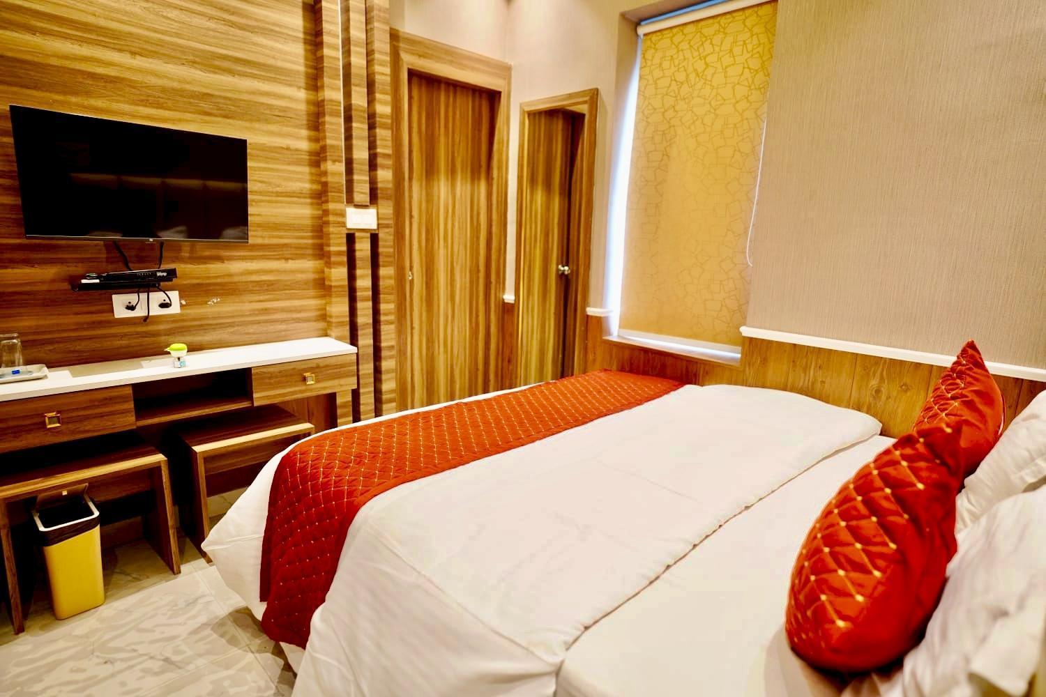 Love hotel Iconic *